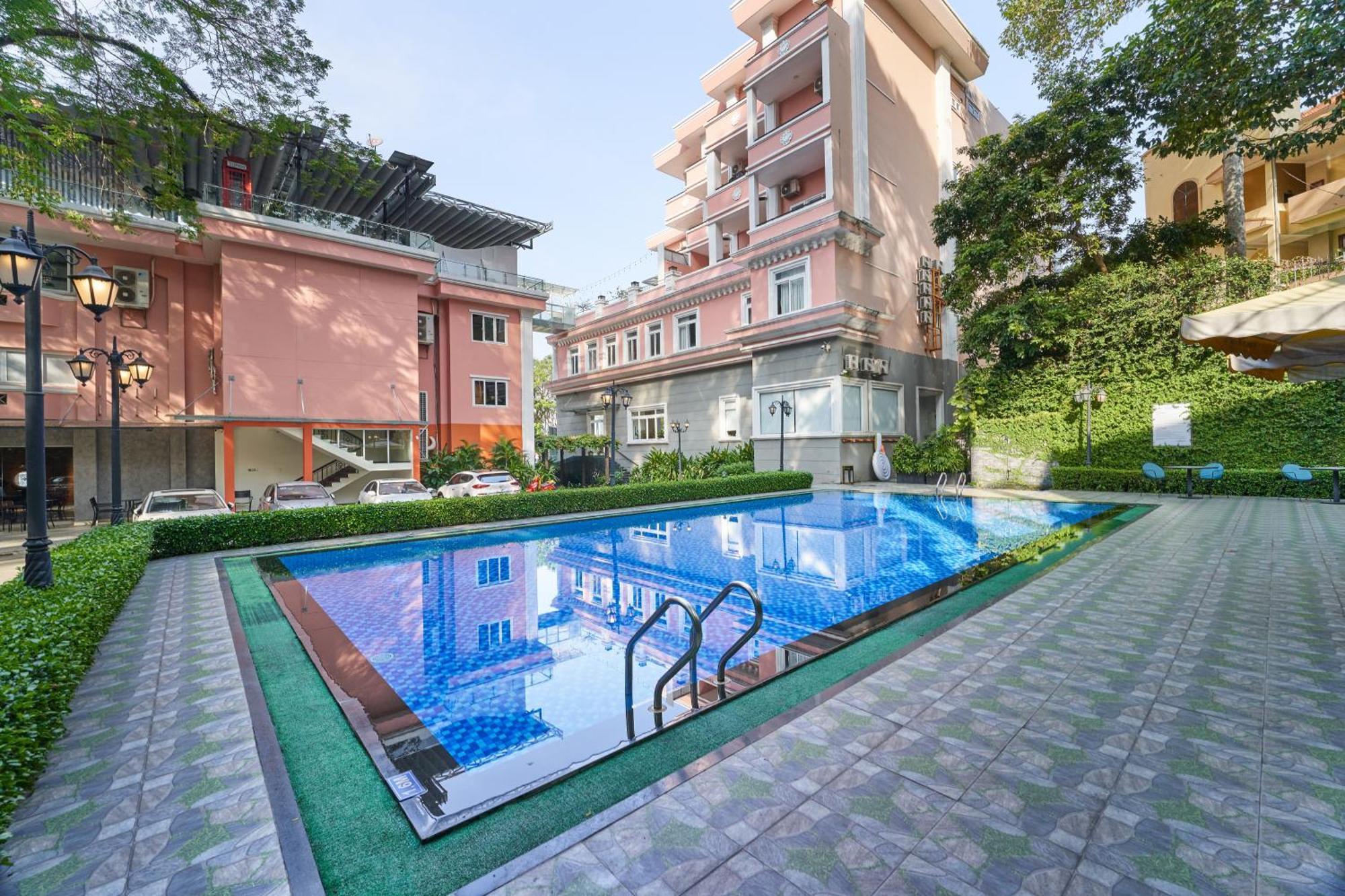 Bcons Riverside Hotel Binh Duong Thu Dau Mot Dış mekan fotoğraf