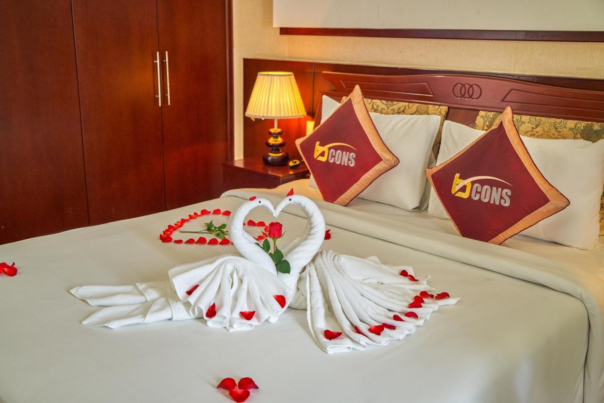 Bcons Riverside Hotel Binh Duong Thu Dau Mot Dış mekan fotoğraf