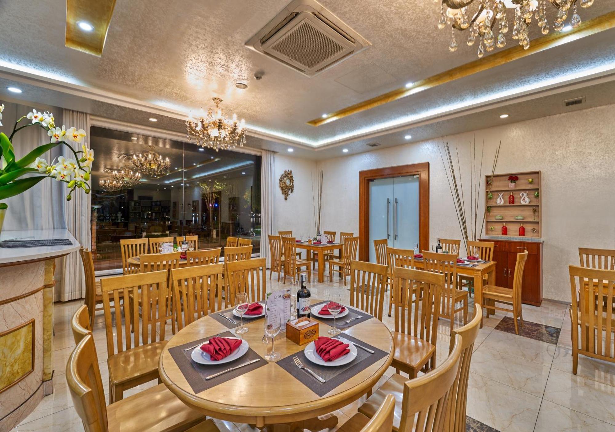 Bcons Riverside Hotel Binh Duong Thu Dau Mot Dış mekan fotoğraf