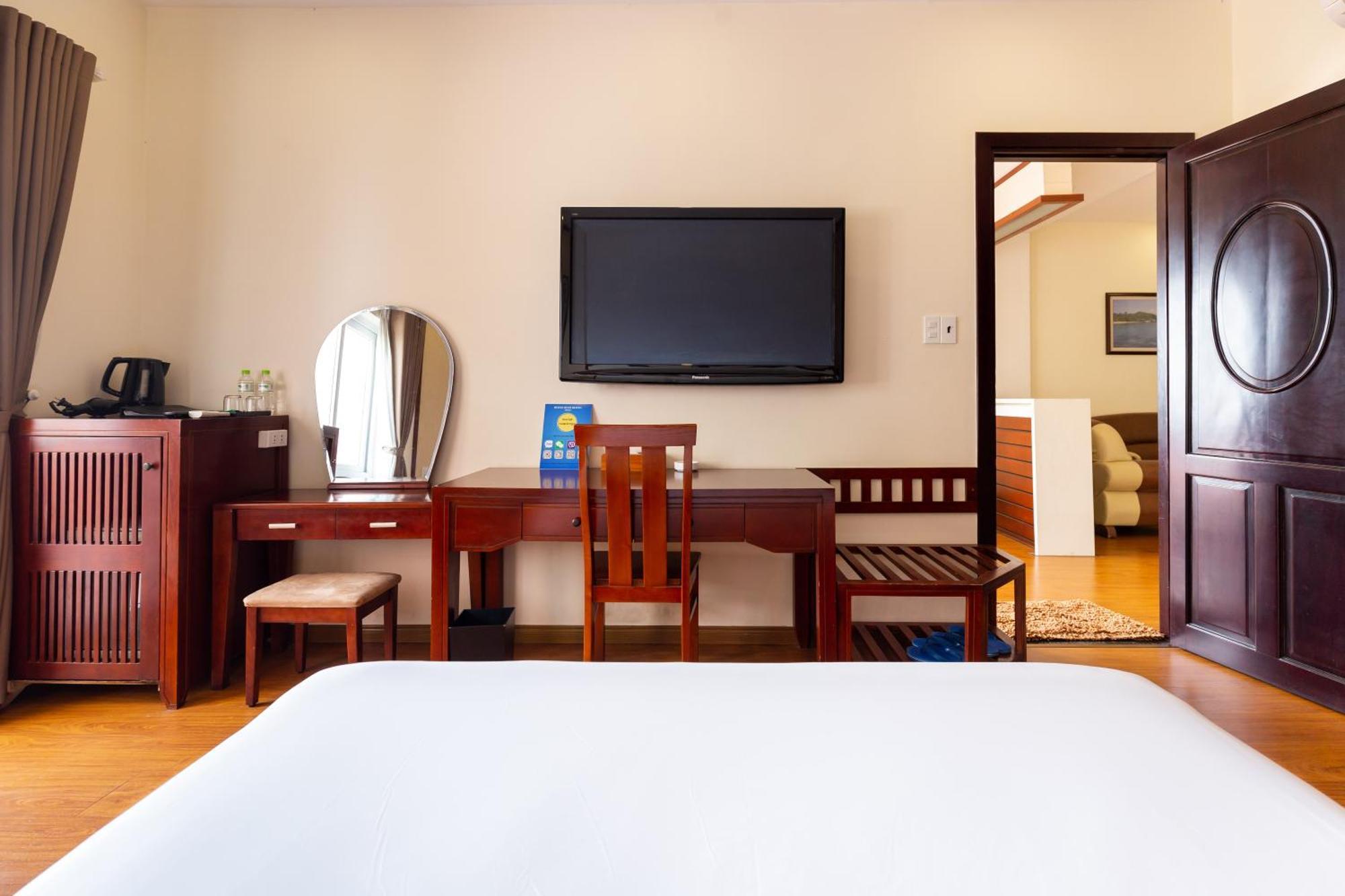 Bcons Riverside Hotel Binh Duong Thu Dau Mot Dış mekan fotoğraf