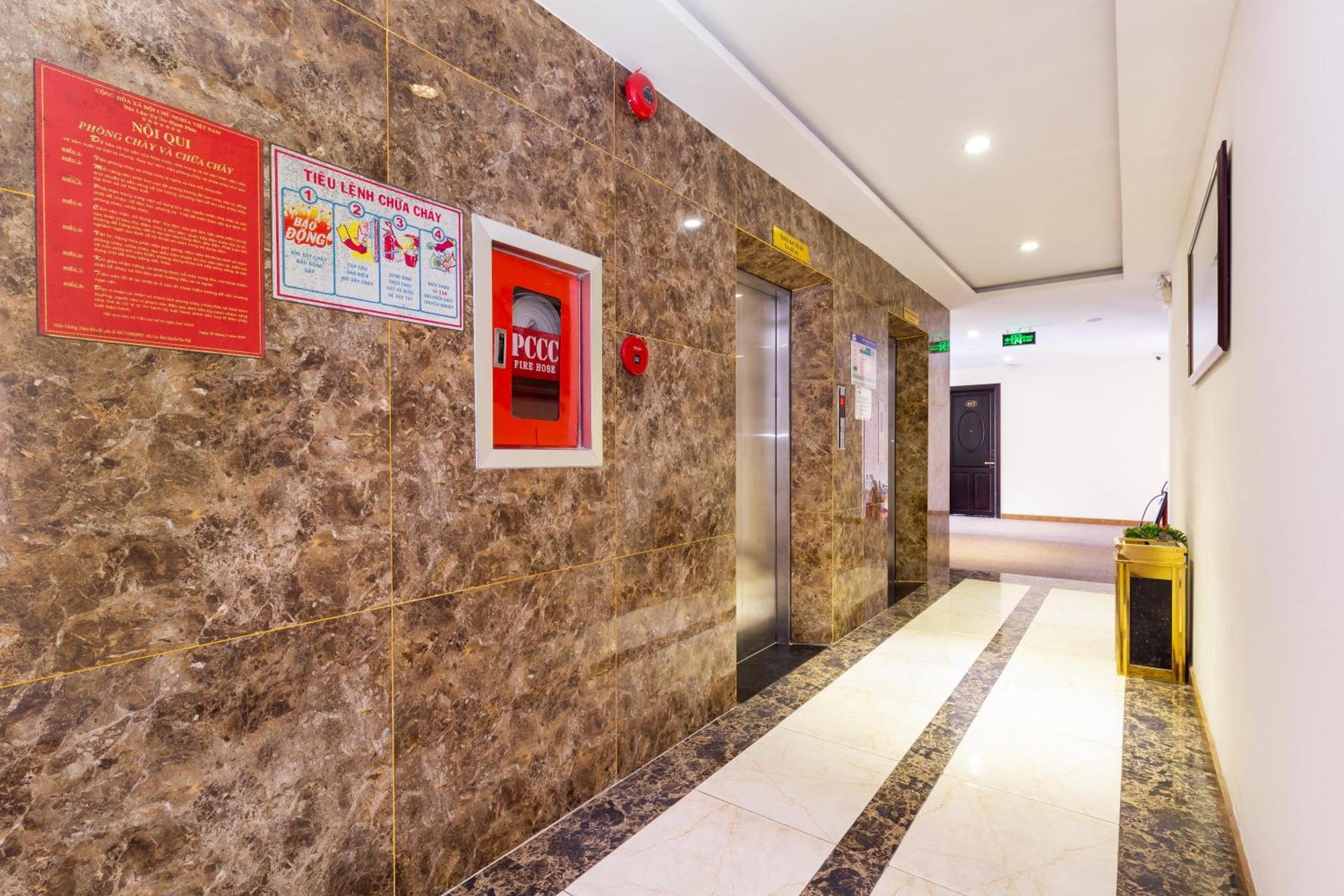 Bcons Riverside Hotel Binh Duong Thu Dau Mot Dış mekan fotoğraf